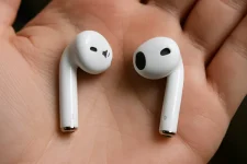 Airpods met ongelijk volume? oorzaken en oplossingen voor een perfecte balans