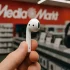 Zonder gedoe een losse airpod bij Mediamarkt kopen en snel weer doorluisteren